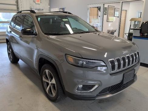 Used 2022 Jeep Cherokee Limited AWD/4WD image 7