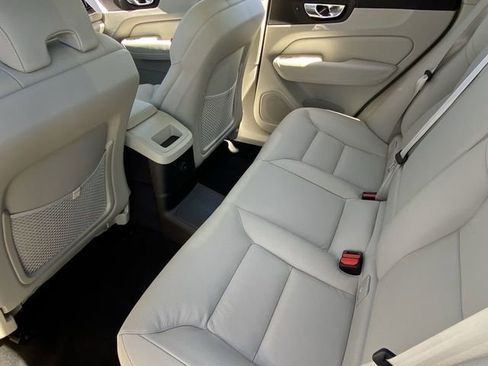 New 2025 Volvo XC60 T8 Plus image 17