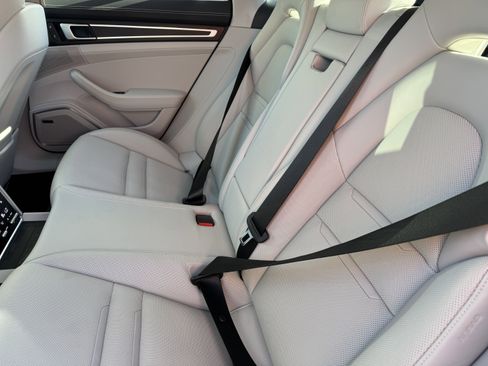 Certified 2023 Porsche Panamera 4 image 20