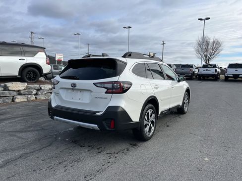 Used 2020 Subaru Outback Limited w/ Popular Package #2 image 3