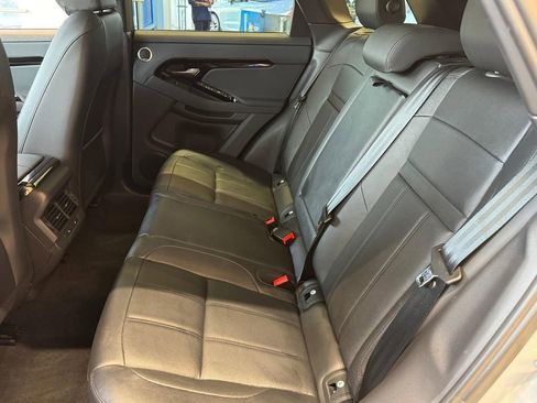 Certified 2024 Land Rover Range Rover Evoque Dynamic SE AWD/4WD image 8