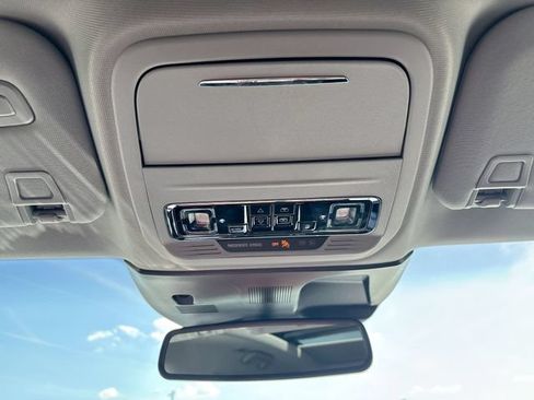 Used 2022 Lincoln Corsair AWD w/ Premium Package image 32