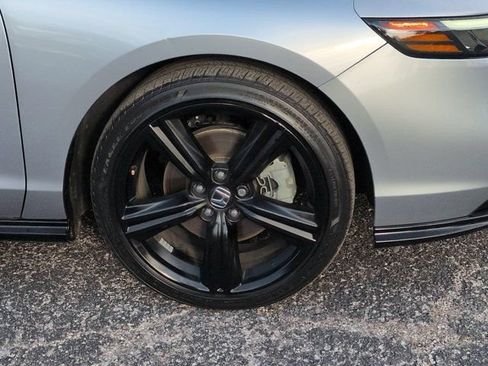Used 2023 Honda Accord Sport image 10