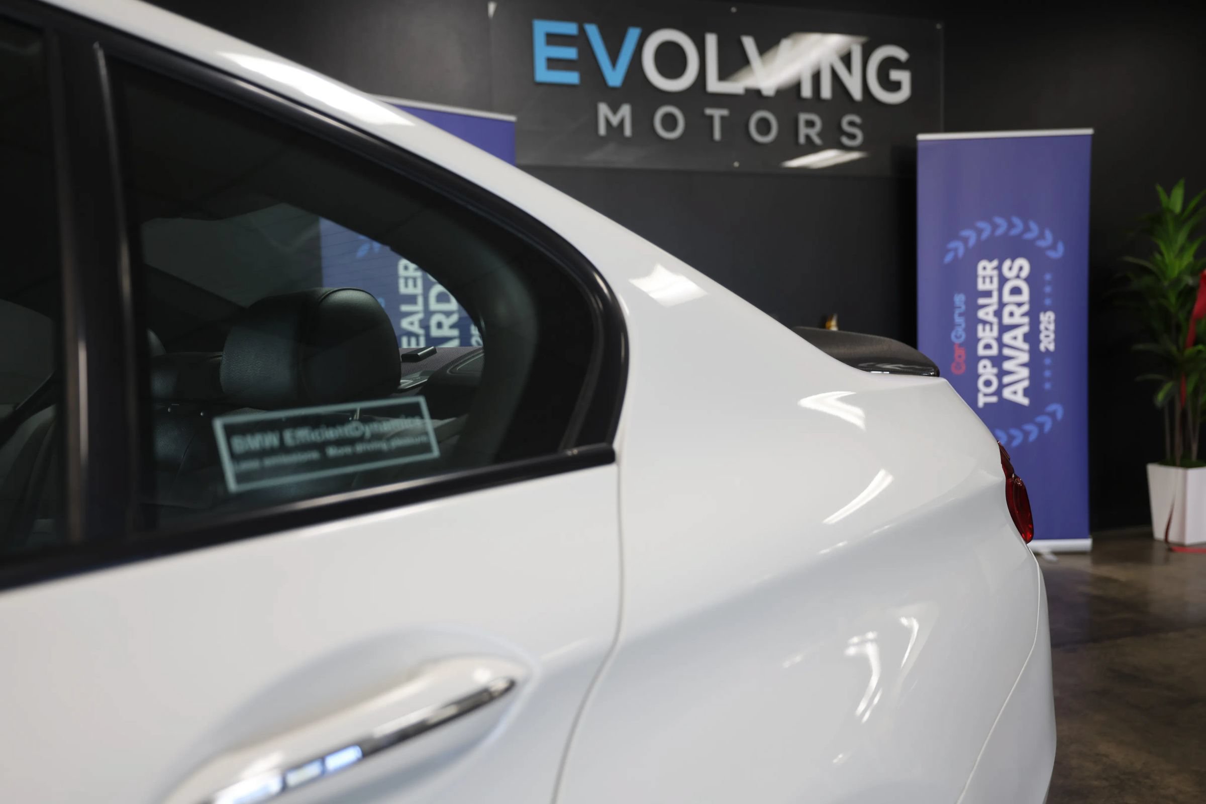 Used 2014 BMW 550i Sedan RWD image 4