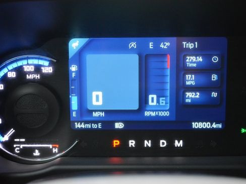 Used 2024 Ford Bronco Wildtrak image 11