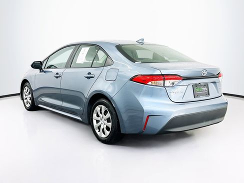 Used 2026 Toyota Corolla LE FWD image 5
