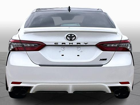 Used 2023 Toyota Camry XSE image 4