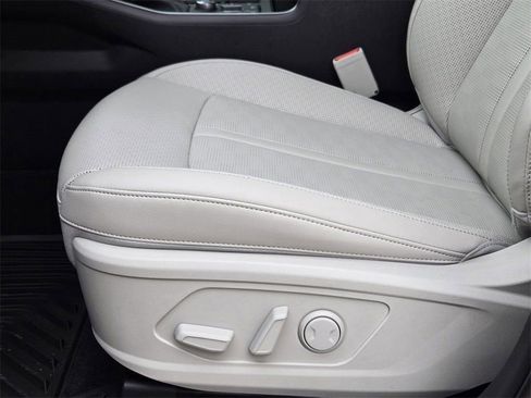 New 2026 Kia Sorento S FWD image 19