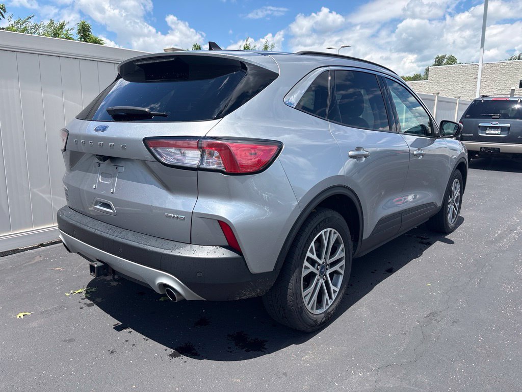 Used 2022 Ford Escape SEL w/ Technology Package AWD/4WD image 3
