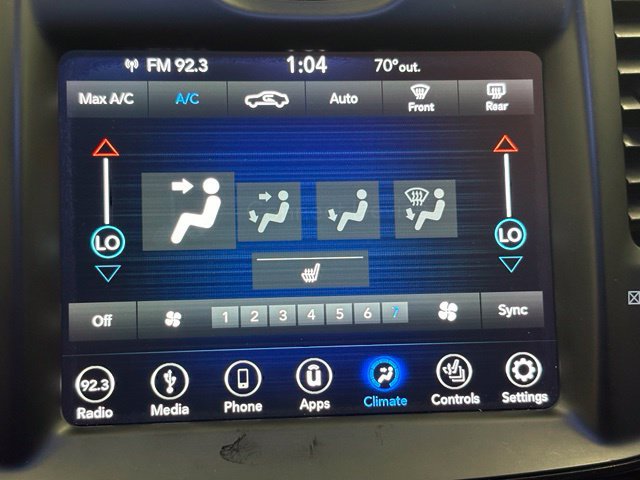 Used 2019 Chrysler 300 S AWD/4WD image 29