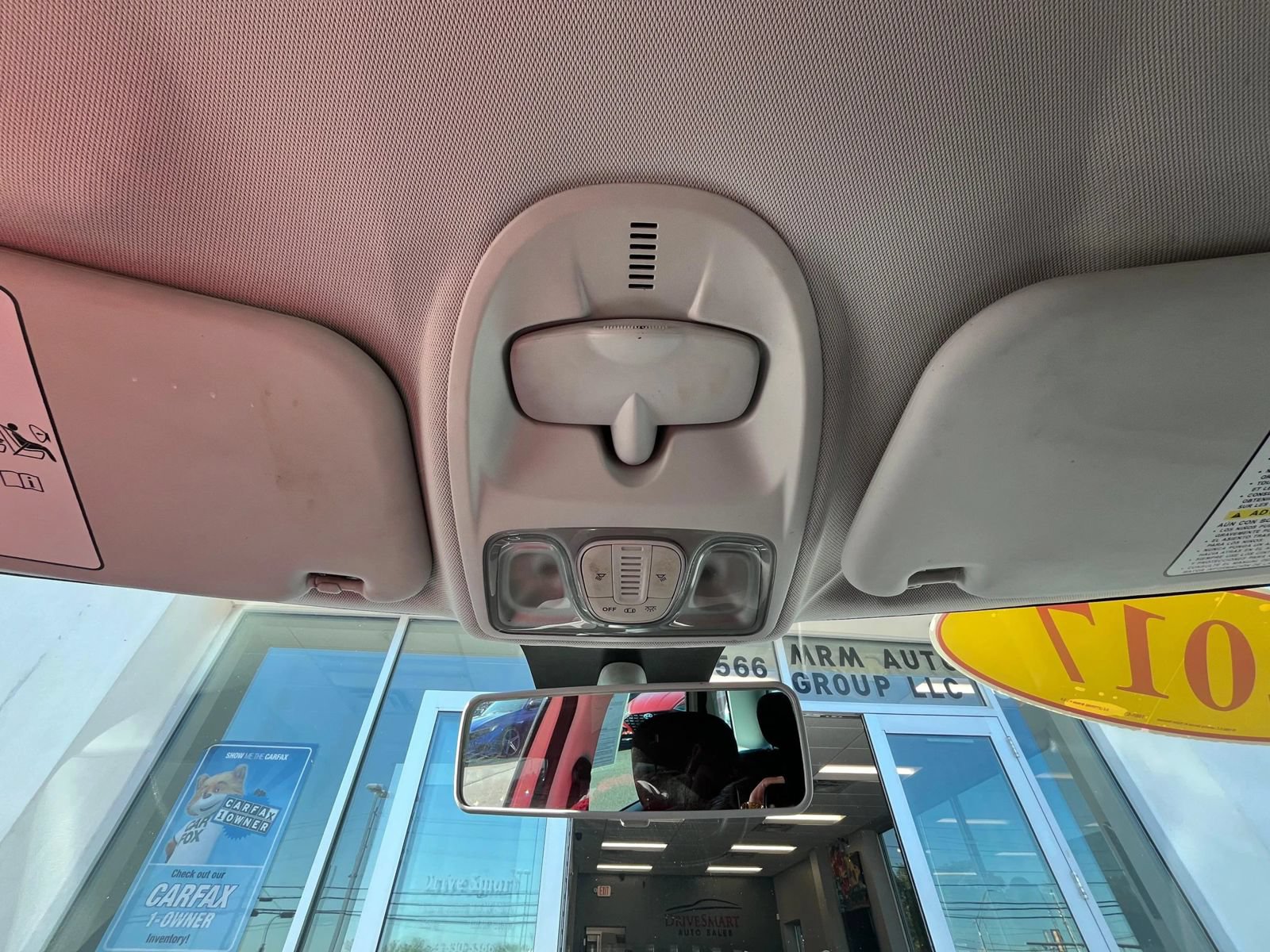 Used 2017 FIAT 500L Pop FWD image 18