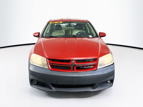Used 2013 Dodge Avenger SXT w/ Rallye Appearance Group FWD image 2
