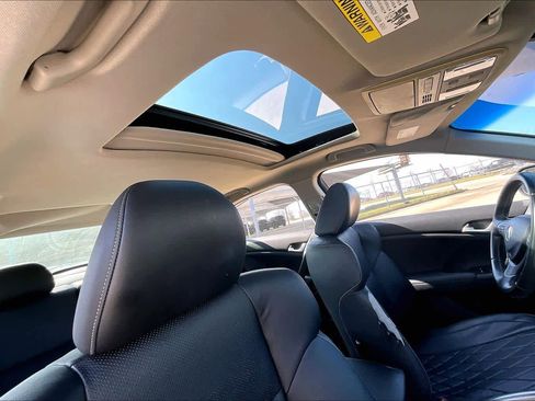 Used 2012 Acura TSX w/ Technology Package image 13