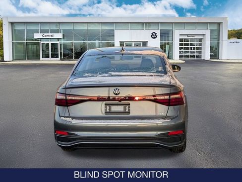 New 2026 Volkswagen Jetta SE image 7