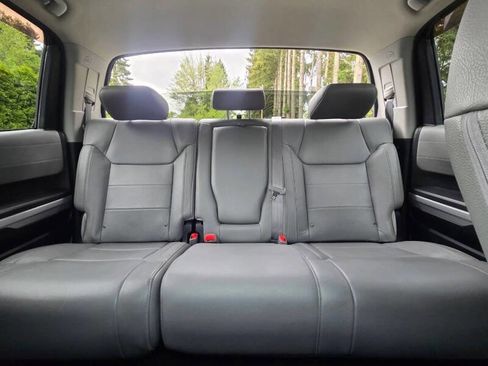 Used 2014 Toyota Tundra Limited w/ Limited Premium Package AWD/4WD image 15