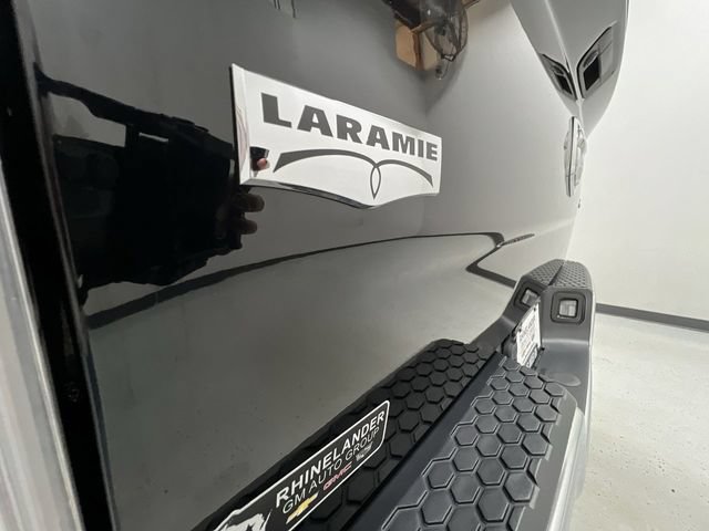 Used 2019 RAM 1500 Laramie w/ Convenience Group AWD/4WD image 32