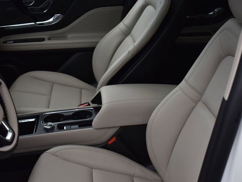 New 2026 Lincoln Corsair Grand Touring image 10