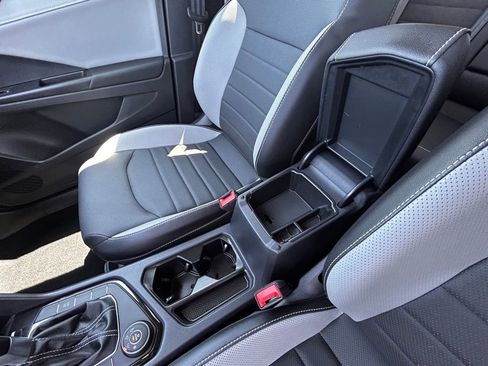 Used 2022 Volkswagen Taos SEL image 22