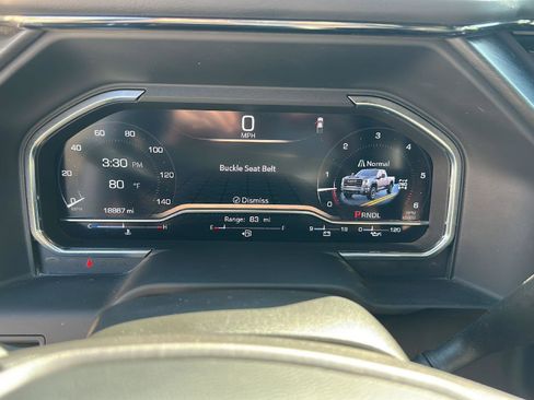 Used 2024 GMC Sierra 2500 AT4 image 15