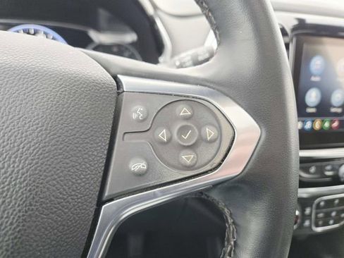 Used 2023 Chevrolet Traverse Premier image 20