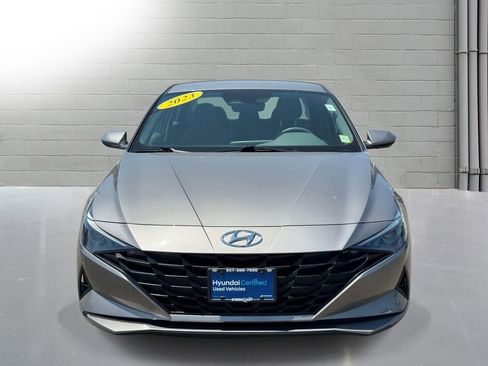 Used 2023 Hyundai Elantra SEL w/ Cargo Package FWD image 2