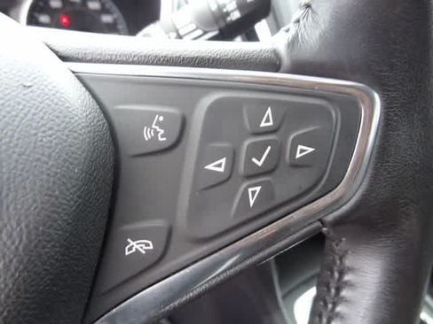 Used 2020 Chevrolet Equinox LT w/ Driver Convenience Package FWD image 19