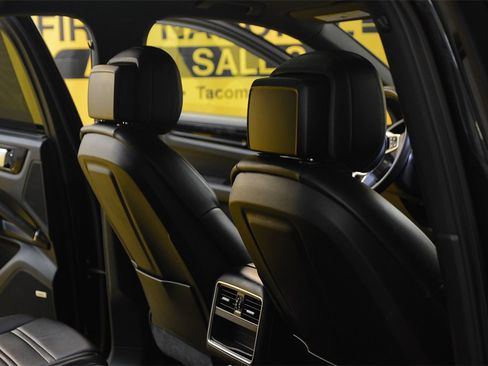 Used 2019 Porsche Cayenne image 33