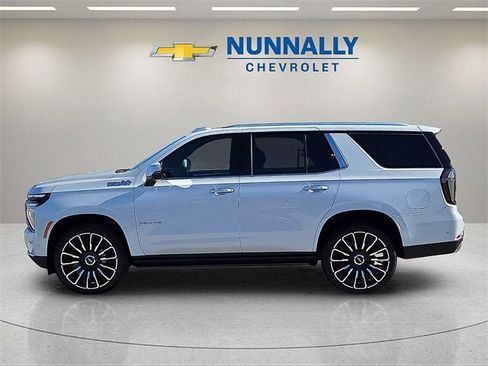 New 2026 Chevrolet Tahoe High Country image 2