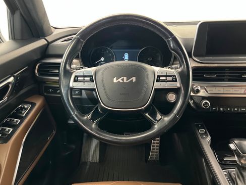 Used 2022 Kia Telluride SX w/ SX Prestige Package AWD/4WD image 13