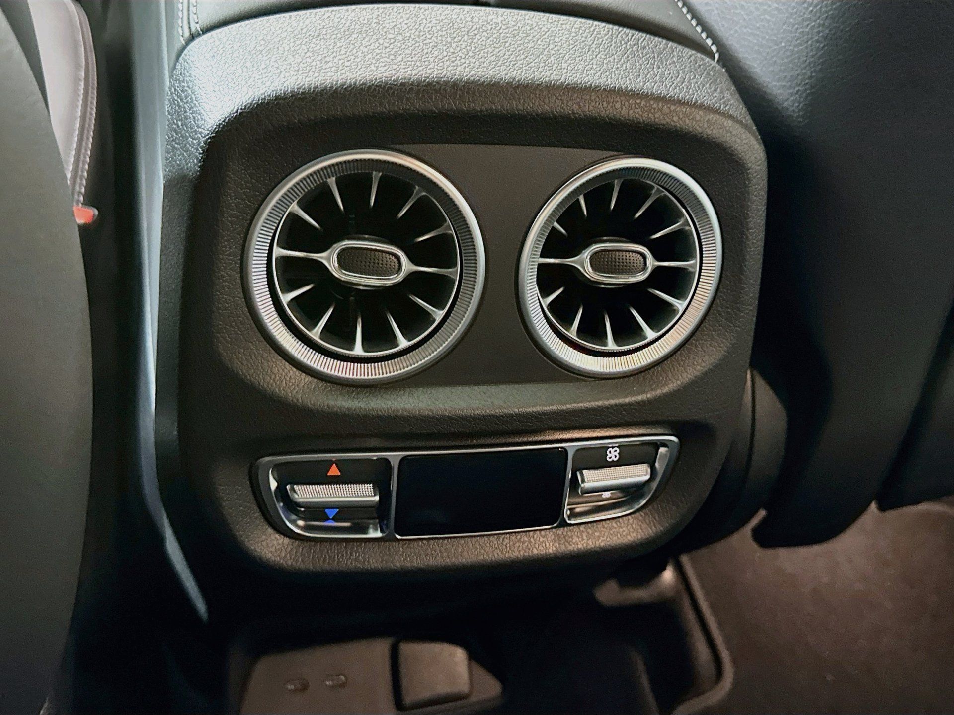New 2027 Mercedes-Benz G 580 e image 28