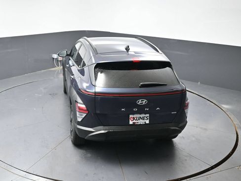 Used 2025 Hyundai Kona SEL AWD/4WD image 22