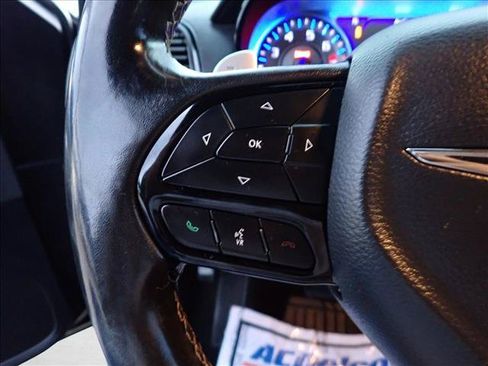 Used 2019 Chrysler 300 S AWD/4WD image 15