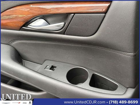 Used 2019 Cadillac Escalade ESV Luxury image 23