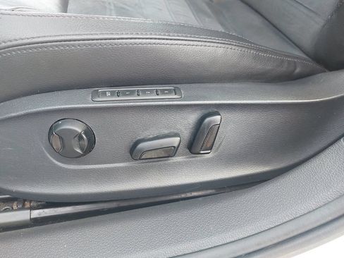 Used 2015 Volkswagen Passat TDI SEL Premium FWD image 25