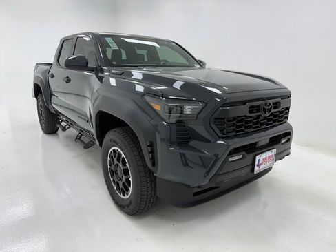 New 2025 Toyota Tacoma TRD Off-Road image 2