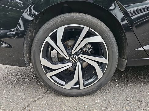 Certified 2026 Volkswagen Jetta SEL FWD image 9