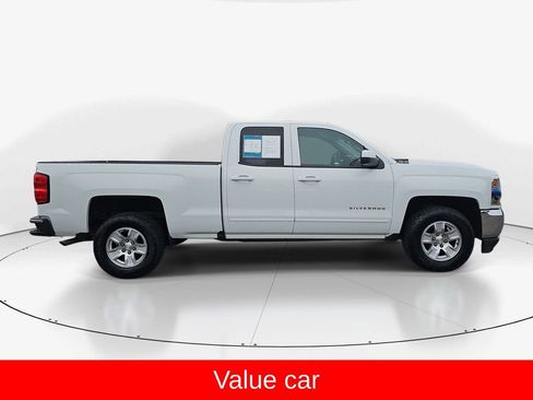 Used 2016 Chevrolet Silverado 1500 LT w/ Trailering Package RWD image 3