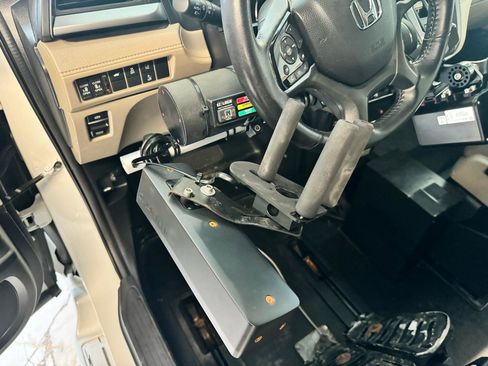Used 2020 Honda Odyssey EX-L image 11