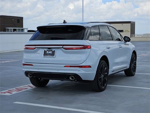 New 2025 Lincoln Corsair AWD w/ Equipment Group 101A image 7
