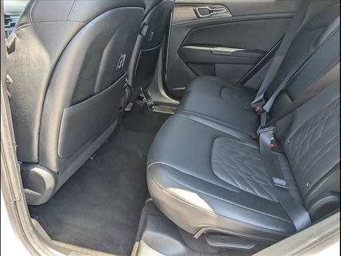 Certified 2024 Kia Sportage X-Pro Prestige AWD/4WD image 10
