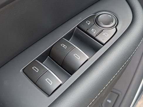 New 2026 Buick Enclave Sport Touring w/ Power Package image 40