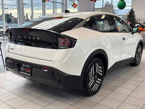 New 2026 Nissan Leaf SV+ image 4