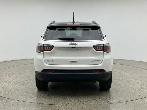 Used 2025 Jeep Compass Limited AWD/4WD image 7
