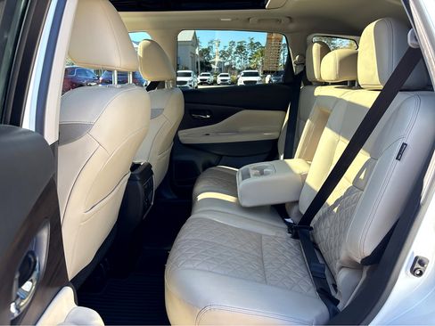 Used 2022 Nissan Murano Platinum w/ Cargo Package image 27
