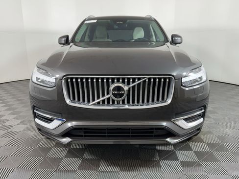 Used 2023 Volvo XC90 T8 Ultimate image 5
