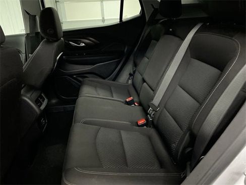 Certified 2024 GMC Terrain SLE image 24