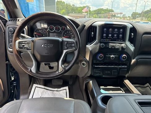 Used 2021 Chevrolet Silverado 1500 LT Trail Boss w/ Convenience Package II AWD/4WD image 21