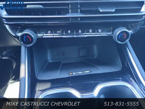 Used 2026 Chevrolet Traverse LT AWD/4WD image 19