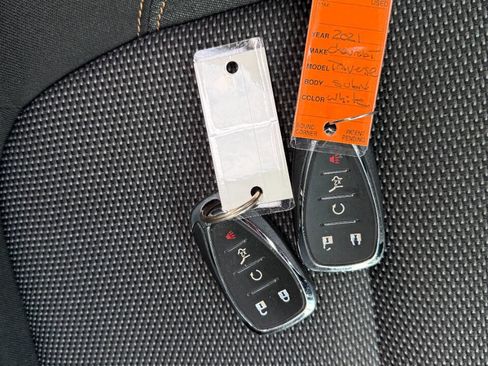 Used 2021 Chevrolet Traverse LT w/ LPO, Blackout Package image 31