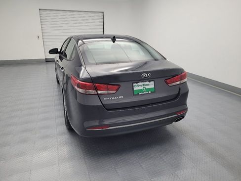 Used 2018 Kia Optima LX FWD image 6